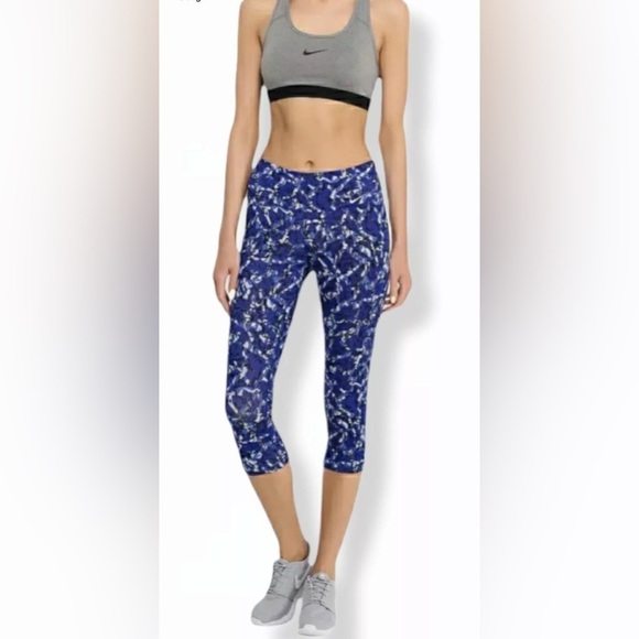 Nike Women’s Legend 2.0 Dri-FIT Blue Quake Print Capri Leggings - Picture 1 of 7